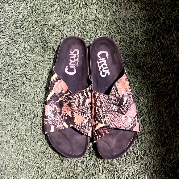 Circus by Sam Edelman Sandals - Picture 3 of 6